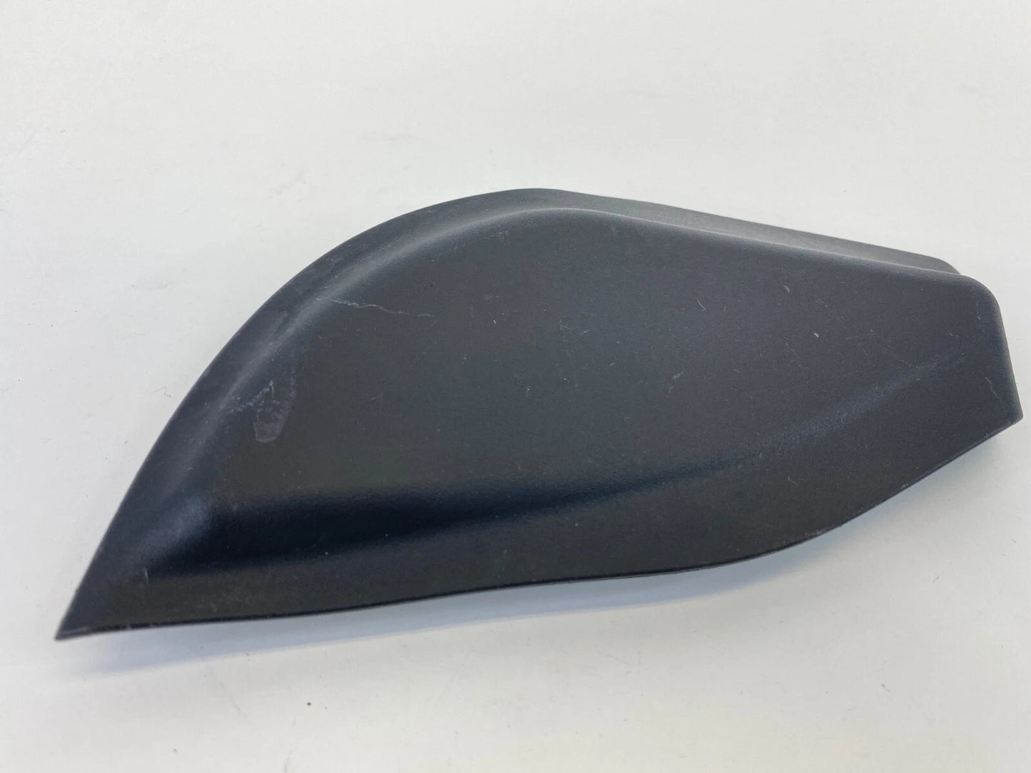 14-18 KIA FORTE SEDAN FRONT LEFT INTERIOR CORNER DOOR MIRROR COVER 87651-A7000
