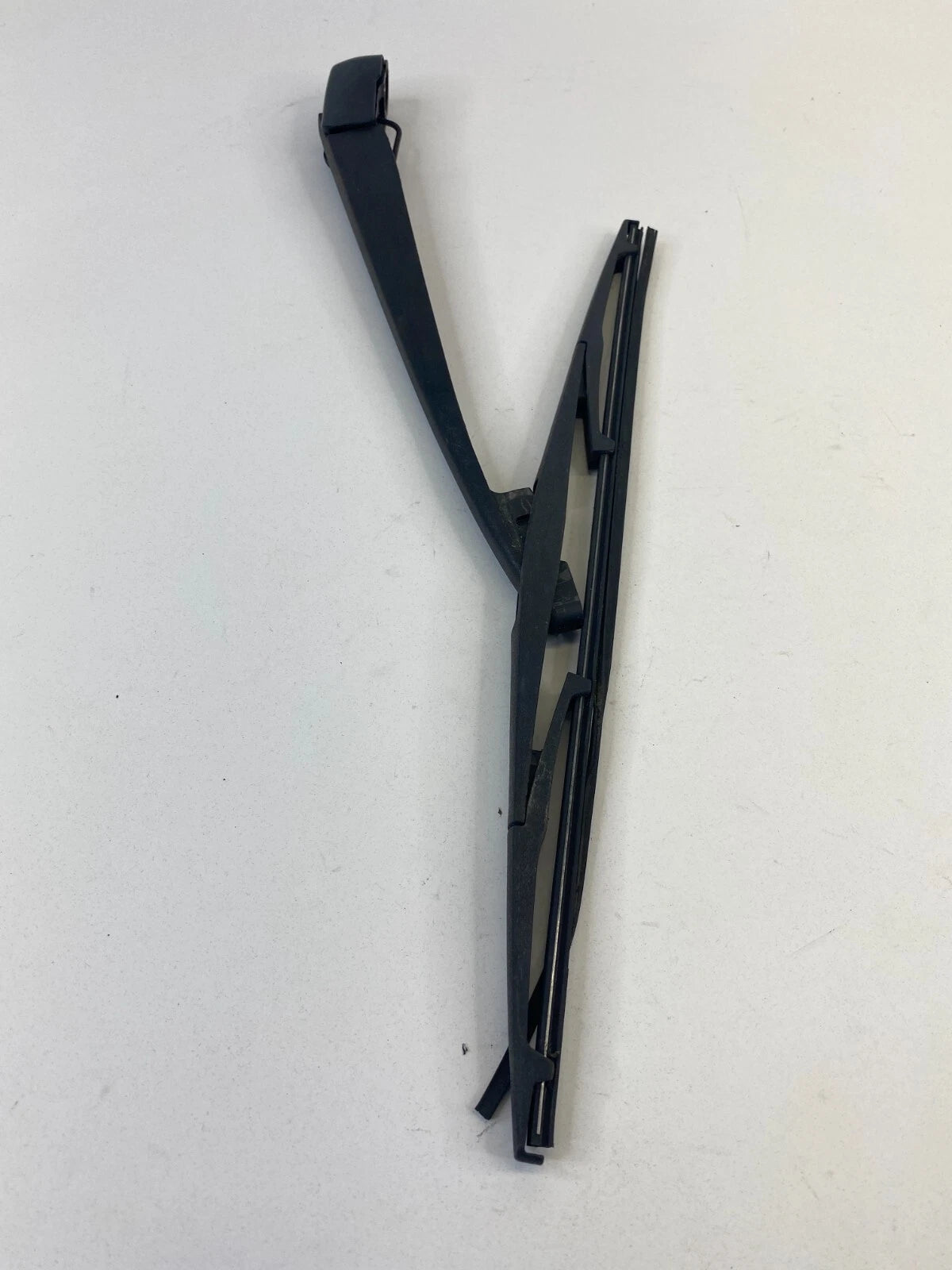 2010 2011 MISTUBISHI LANCER HATCHBACK REAR TAILGATE WINDOW WIPER ARM BLADE OEM