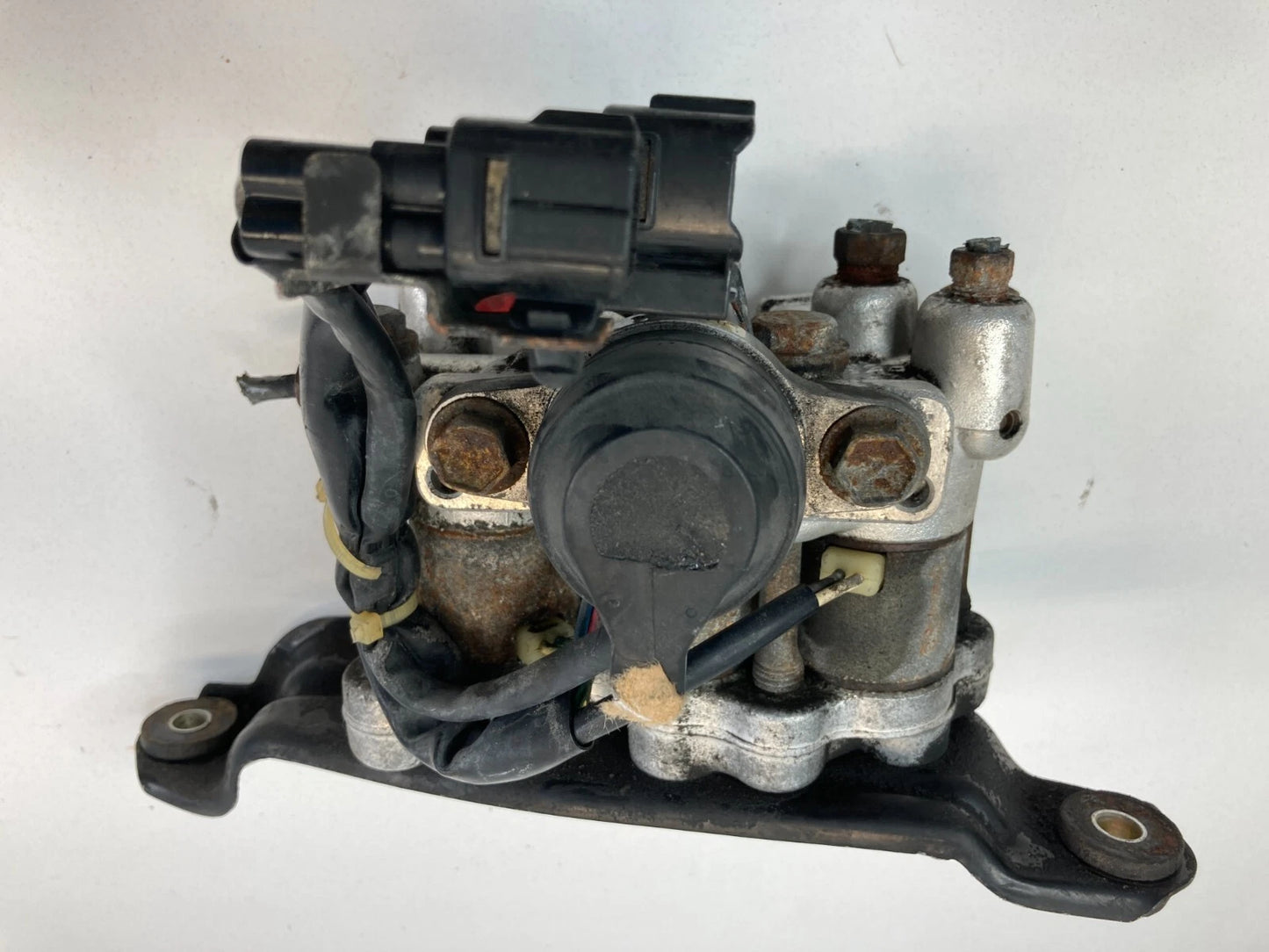 93 94 LEXUS LS400 4.0L ANTI LOCK BRAKE ACTUATOR W/ TRACTION CONTROL 47990-50030