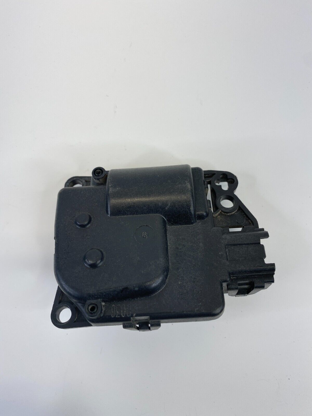 09-14 Volkswagen Routan HVAC A/C Heater Blend Door Flap Actuator M8679001 OEM