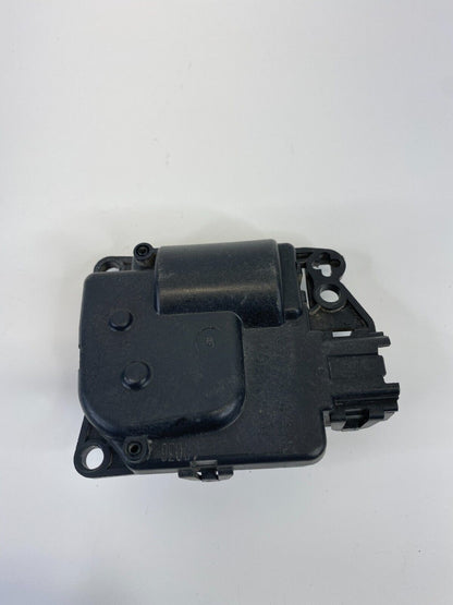 09-14 Volkswagen Routan HVAC A/C Heater Blend Door Flap Actuator M8679001 OEM