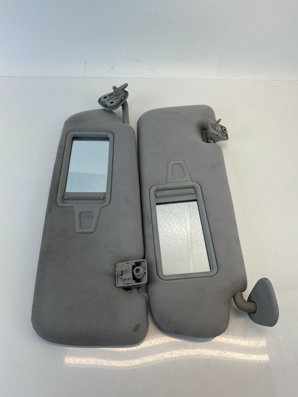 2011-2014 Hyundai Sonata Left & Right Sunvisor Driver & Passenger Sun Visor Set