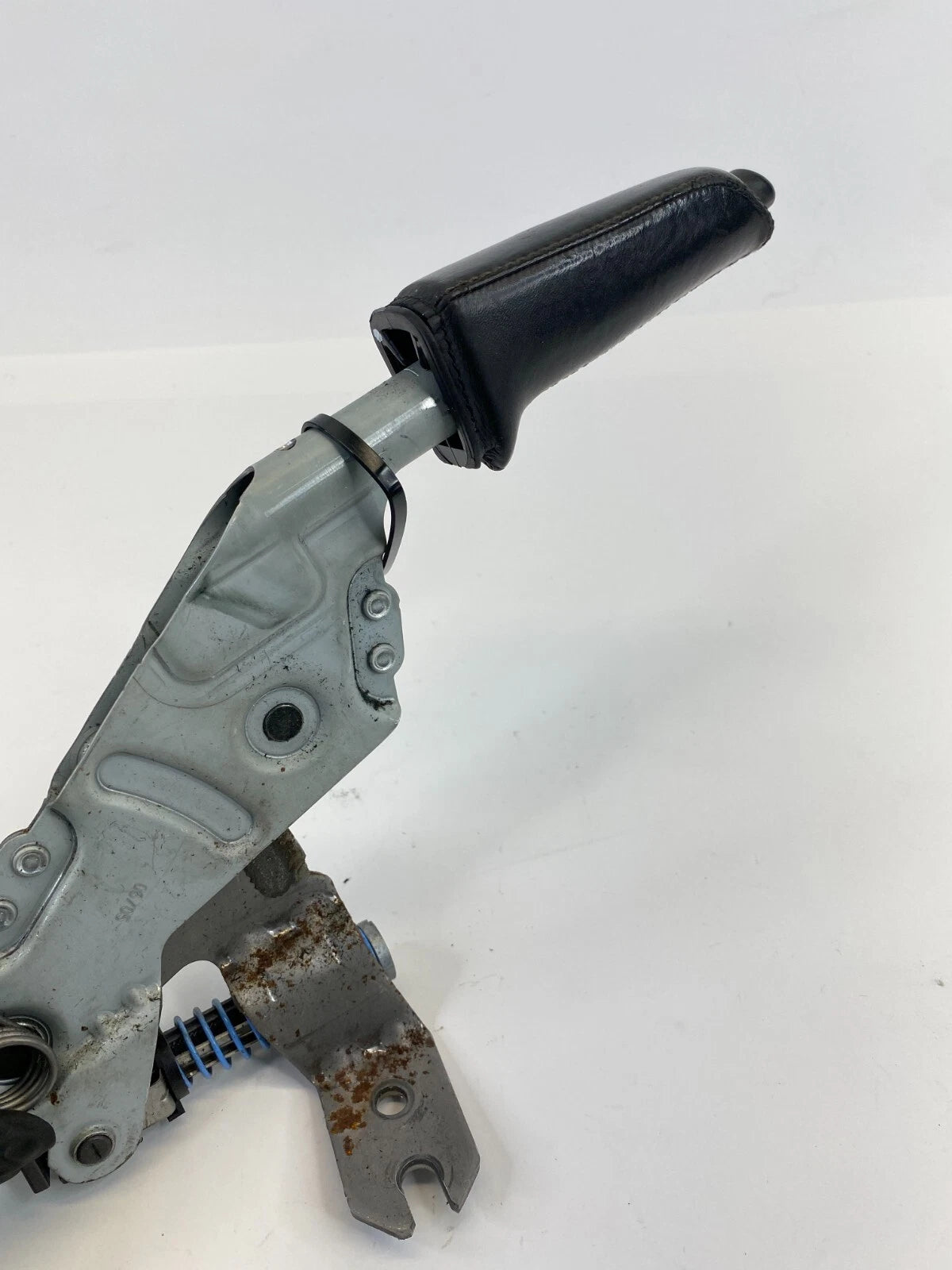 2004-2007 BMW 530I 525I EMERGENCY PARKING BRAKE HANDLE LEVER 34416770128-01 OEM
