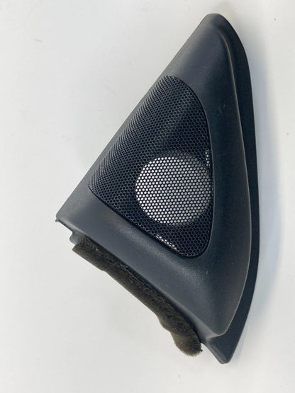 03-08 TOYOTA COROLLA FRONT LEFT SIDE DOOR SPEAKER TWEETER COVER TRIM 67492-12480