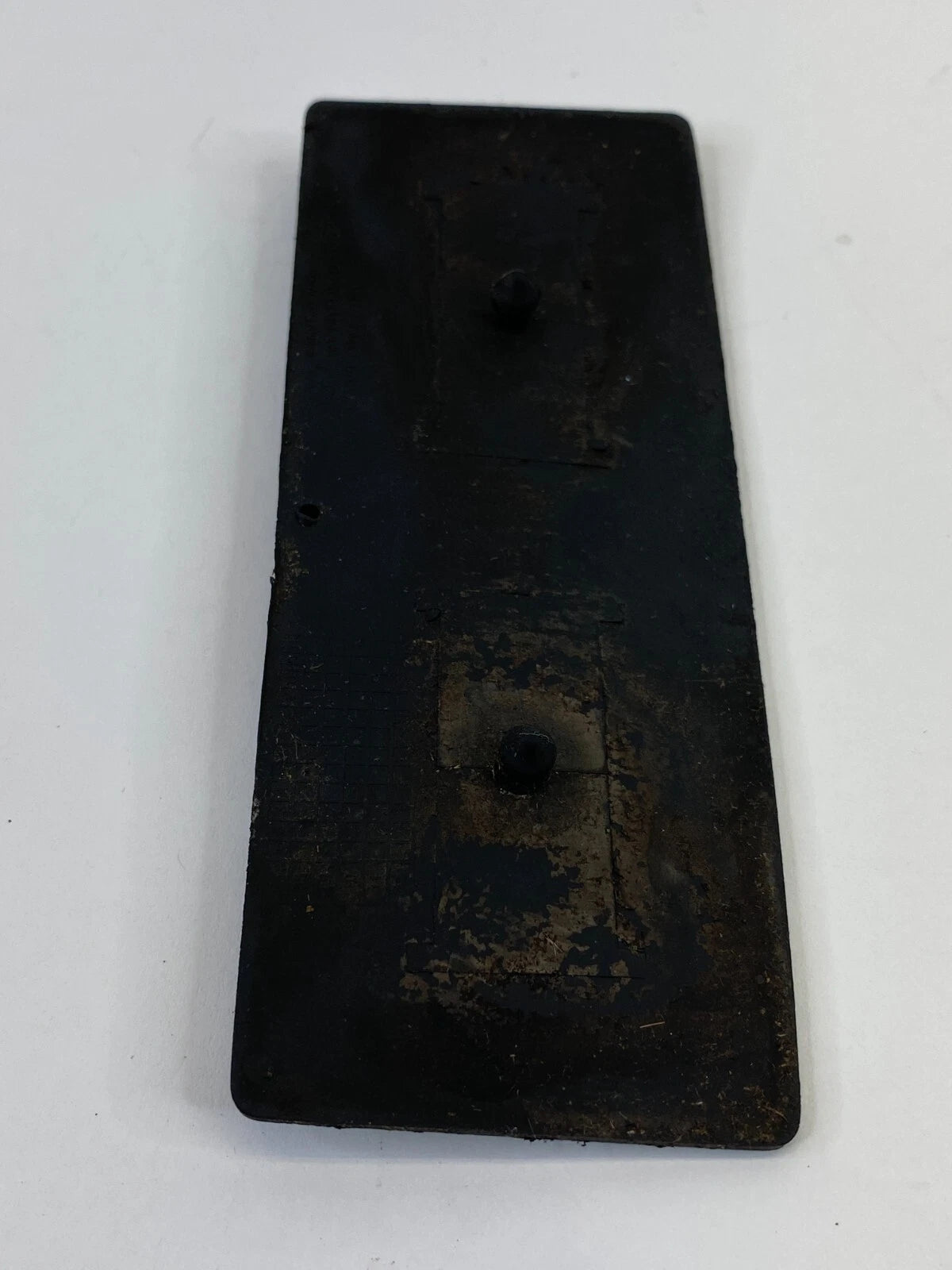2009 2010 2011 CHEVROLET AVEO 5 FRONT FLOOR CONSOLE CUP HOLDER MAT 96966771 OEM