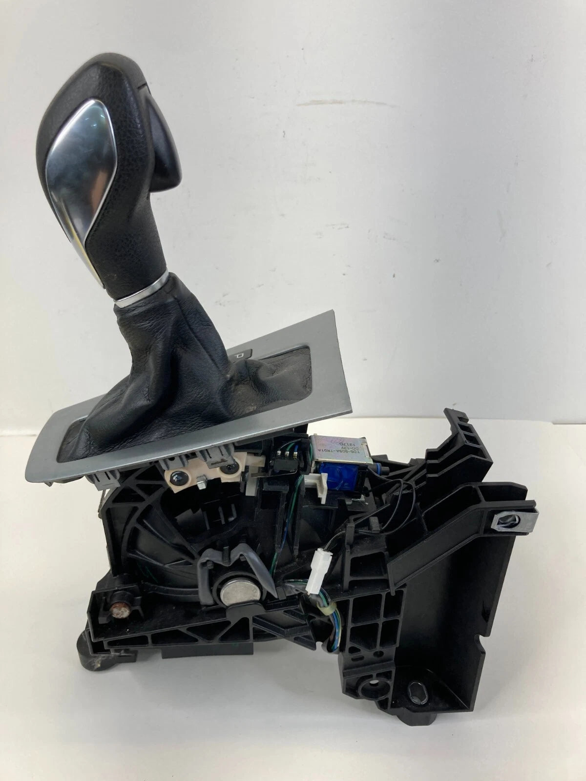 12-14 FORD FOCUS AUTOMATIC TRANSMISSION GEAR SHIFTER LEVER ASSY TDS-S08A-TR01A