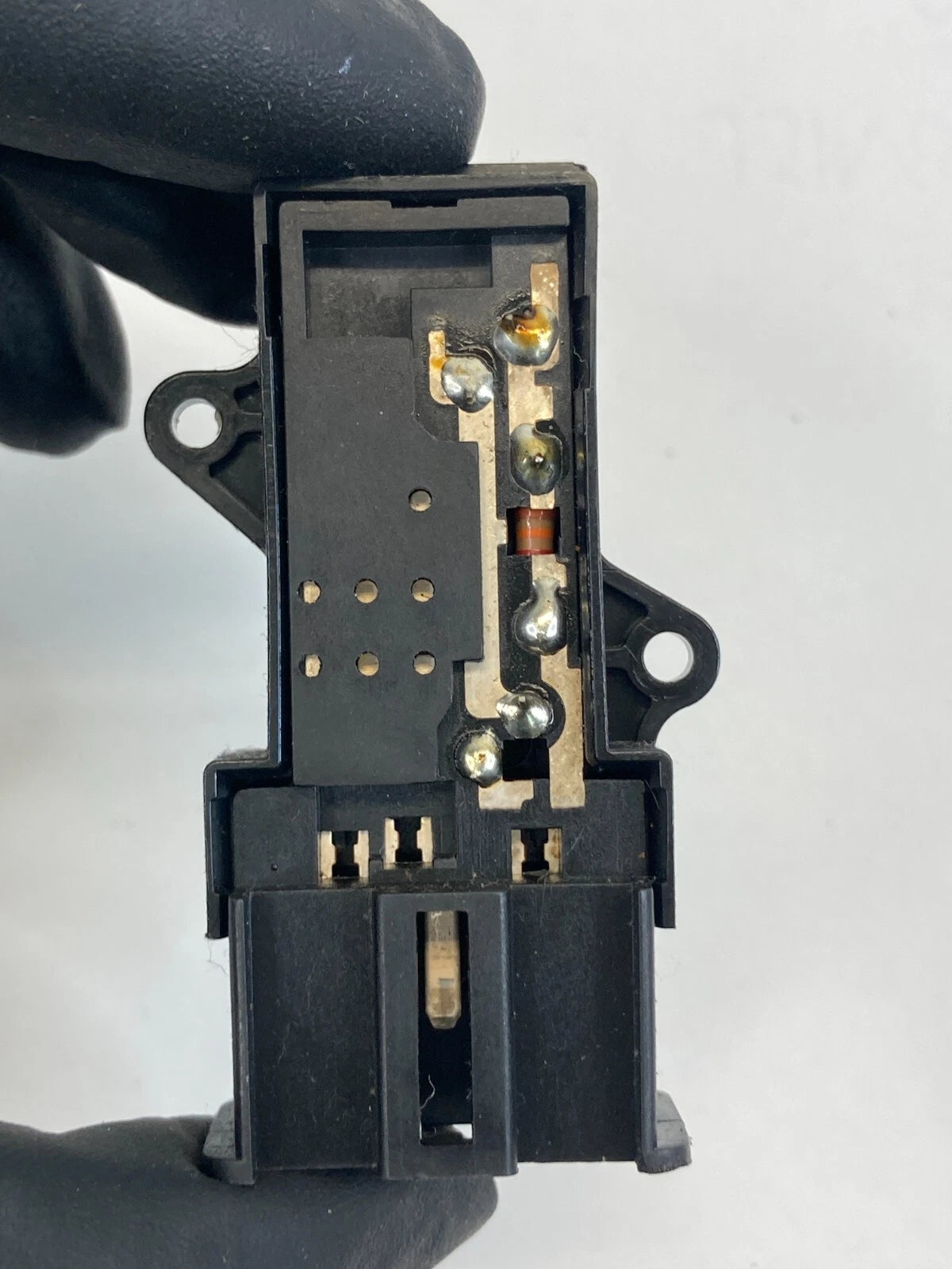 2004-2008 ACURA TL FRONT RIGHT PASSENGER POWER DOOR LOCK CONTROL SWITCH OEM