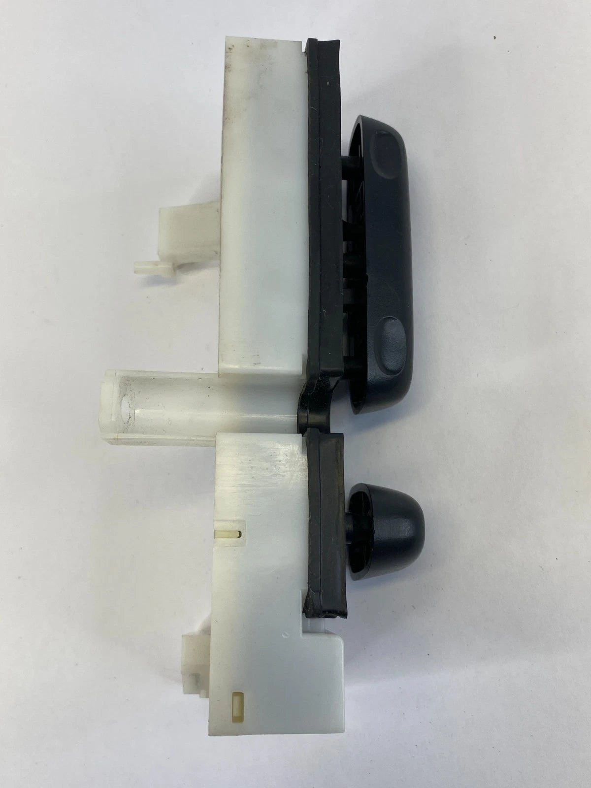 2007-2011 LEXUS GS350 FRONT LEFT DRIVER POWER SEAT ADJUSTMENT SWITCH 84070-30040