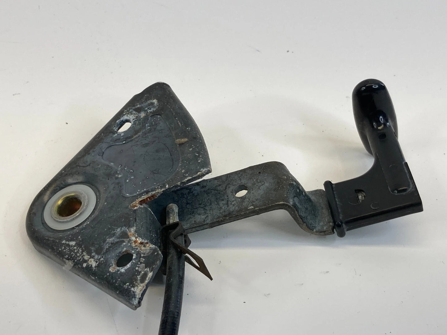 1998-2001 AUDI A6 QUATTRO FRONT HOOD LOCK LATCH RELEASE LEVER ASSEMBLY OEM