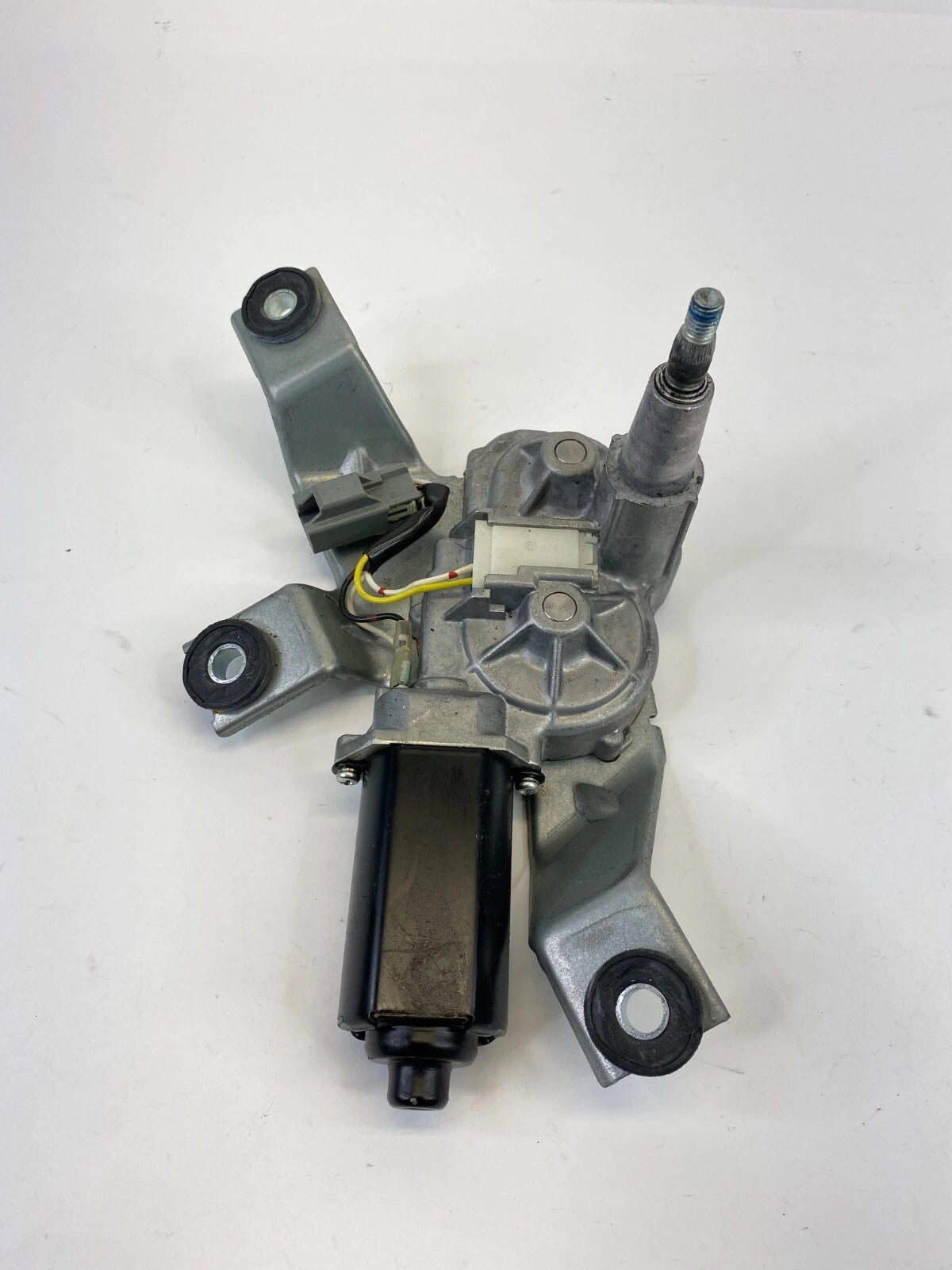 2002-2007 SATURN VUE REAR BACK WINDSHIELD WIPER MOTOR 15821045 OEM