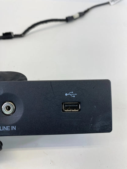 13-16 Ford Fusion Console Audio USB AUX Auxiliary Jack Socket Port DS7T14D202DC