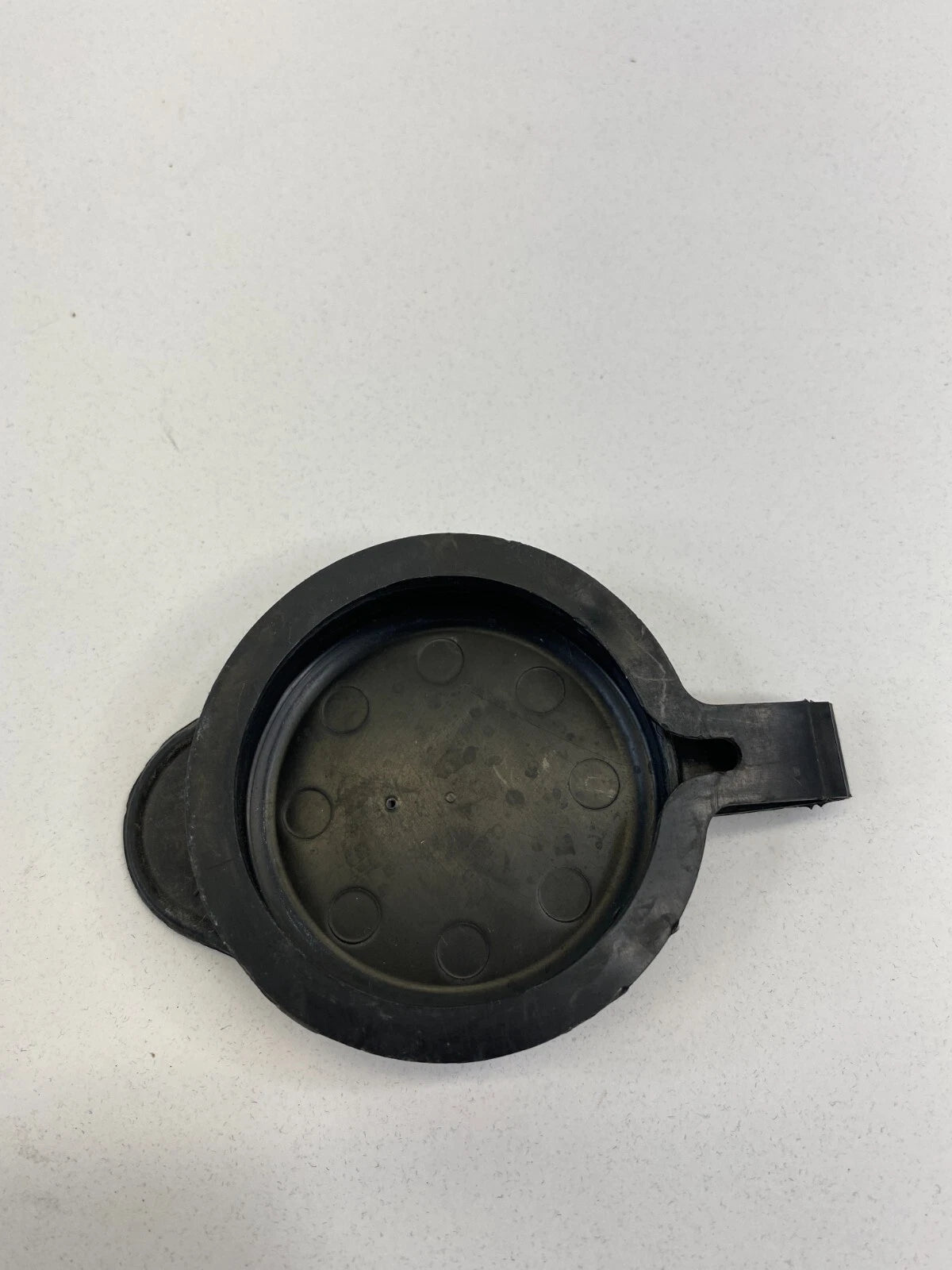 1997-2012 CHEVROLET MALIBU WINDSHIELD WIPER FLUID RESERVOIR CAP OEM