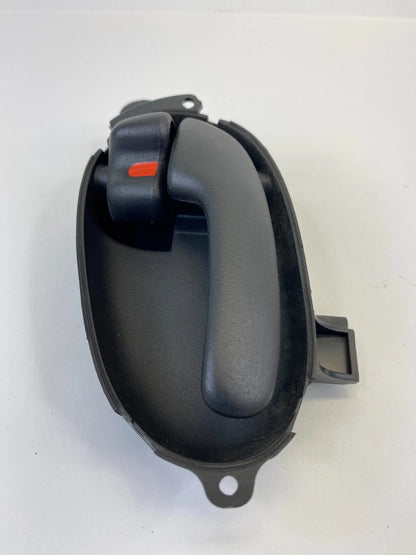 2002-2009 CHEVROLET TRAILBLAZER REAR RIGHT SIDE INTERIOR DOOR HANDLE 107602 OEM
