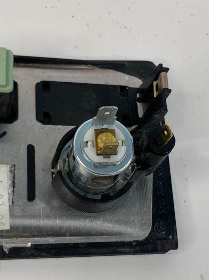 2006 2007 BMW 530xi Rear Center Console Power Outlet Lighter Socket 6951150 OEM