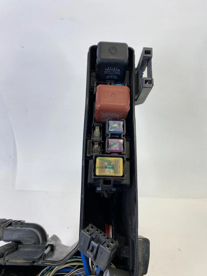 2002 2003 2004 TOYOTA AVALON ENGINE COMPARTMENT FUSE BOX RELAY JUNCTION BLOCK