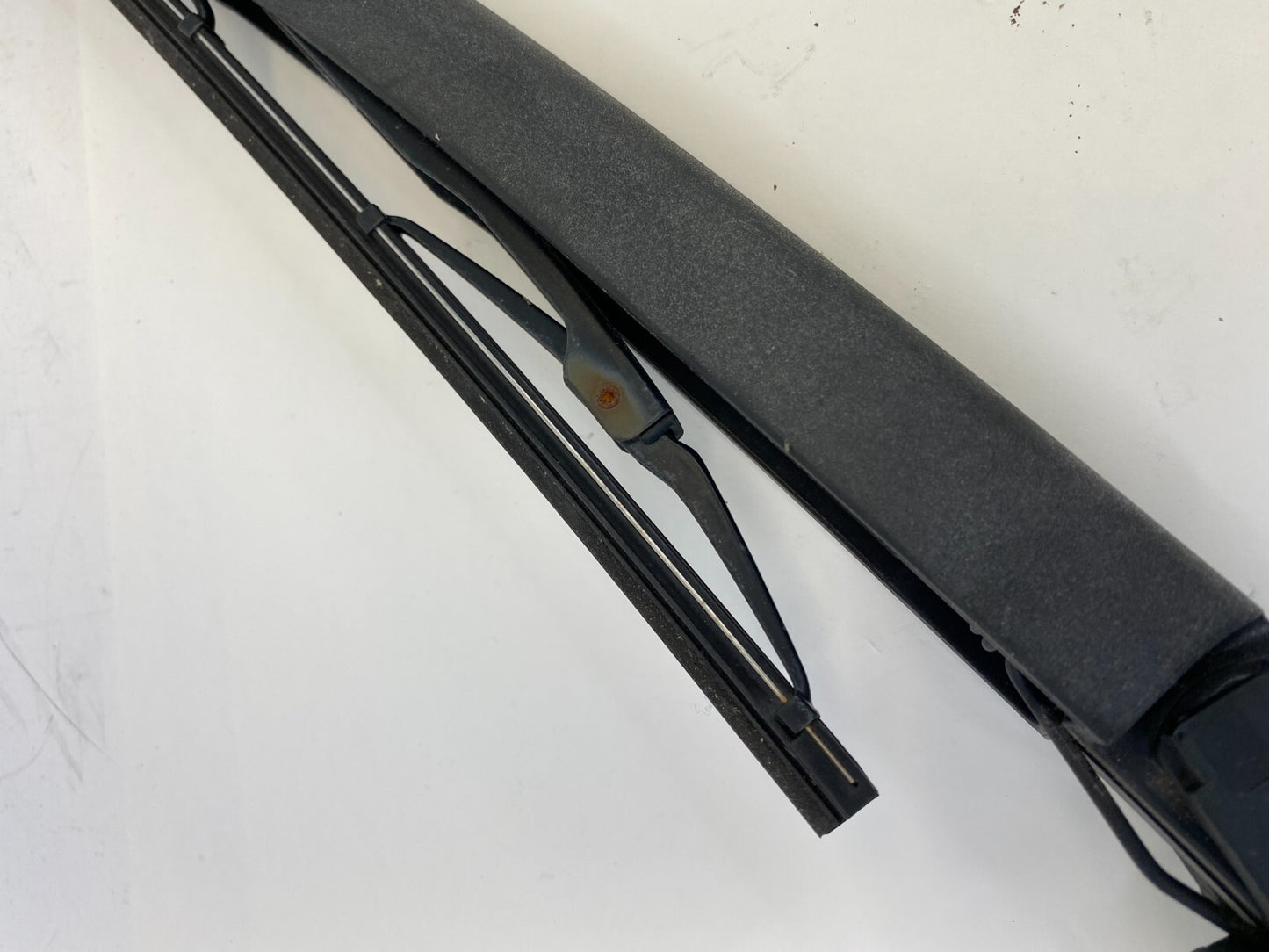 2008 2009 2010 Saturn Vue Rear Trunk Liftgate Window Wiper Arm Blade OEM