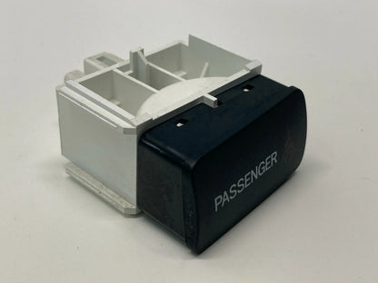 2003 2004 TOYOTA COROLLA DASH PASSENGER SEAT BELT INDICATOR LIGHT 489104 2 PINS