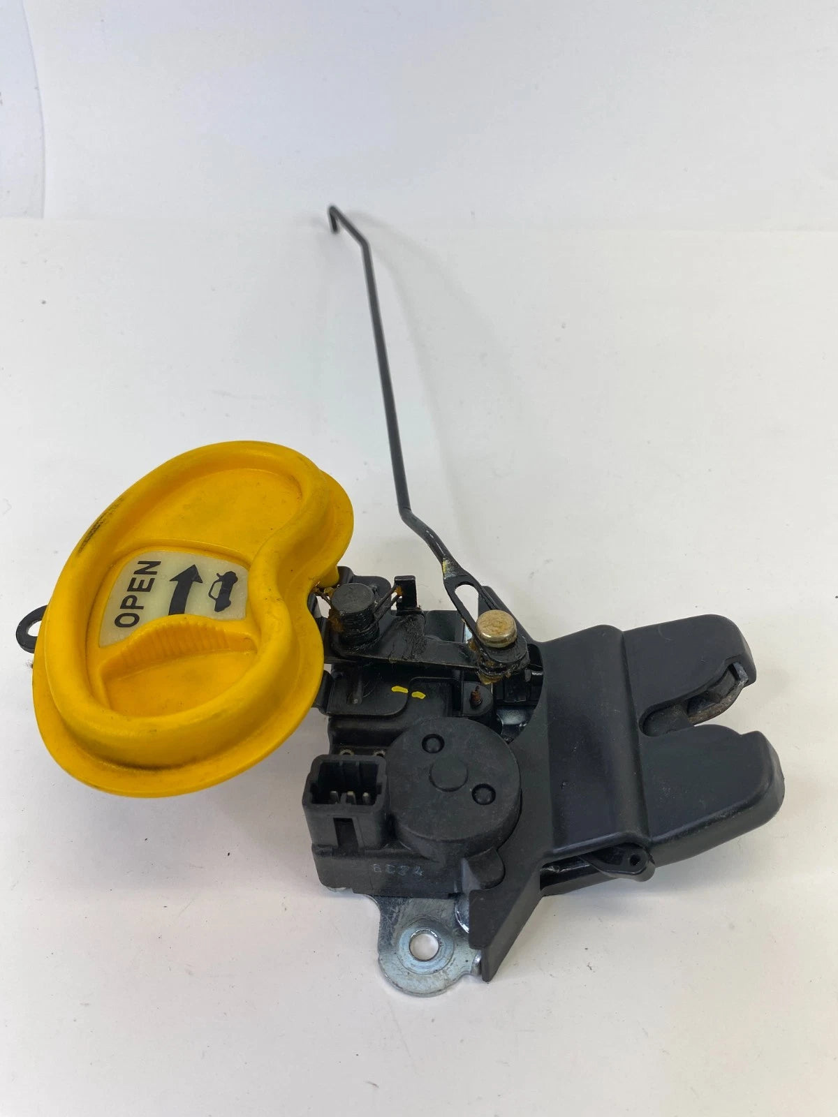 2006-2009 KIA OPTIMA SEDAN REAR TRUNK LID LOCK LATCH RELEASE ACTUATOR ASSY OEM