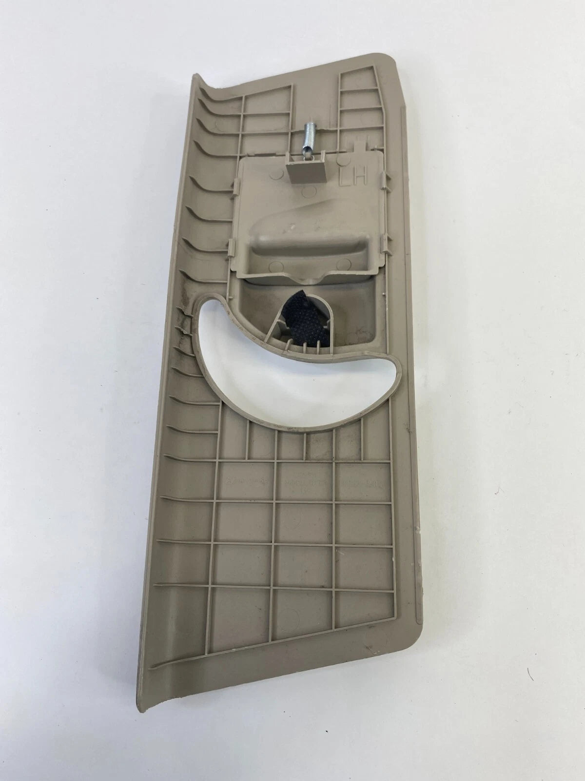 07 08 09 10 HYUNDAI ELANTRA FRONT LEFT SIDE SEAT BELT HEIGHT ADJUSTER COVER OEM