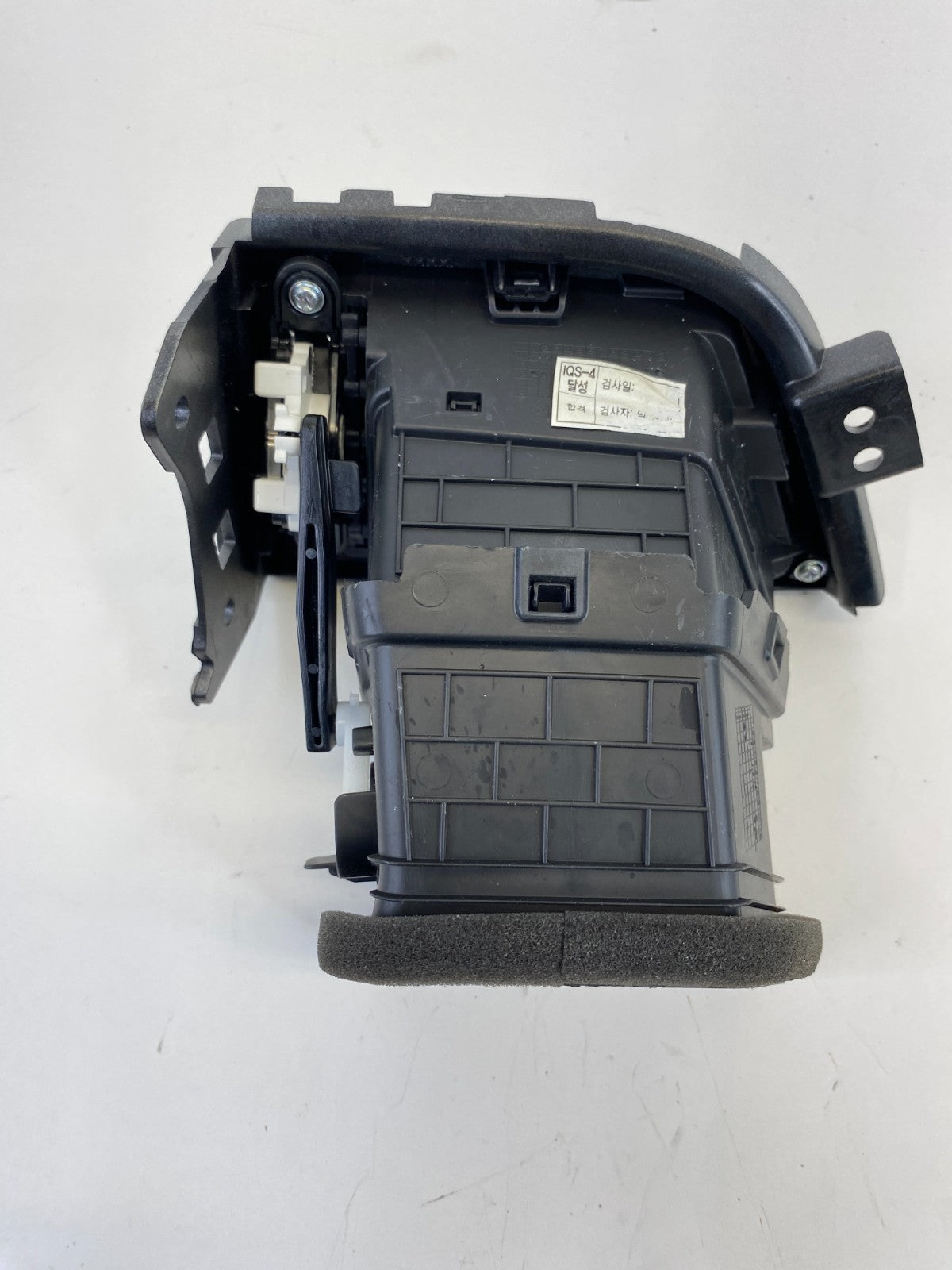 2013-2017 Hyundai Elantra GT Left Side Outer Dash A/C Air Vent Grille 97480-A500