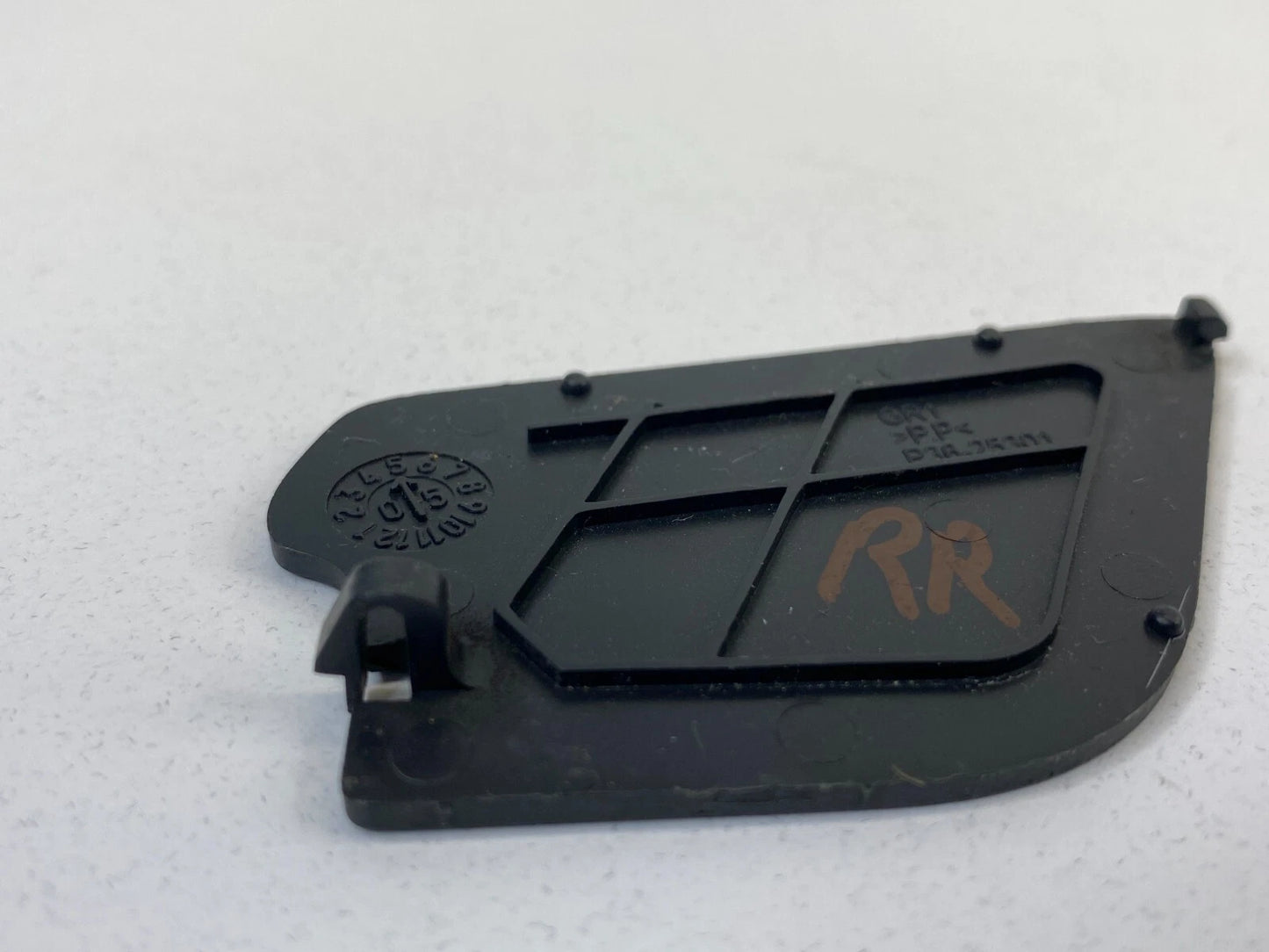 04-08 ACURA TL REAR RIGHT BACK DOOR INTERIOR HANDLE SCREW COVER CAP P36-25301