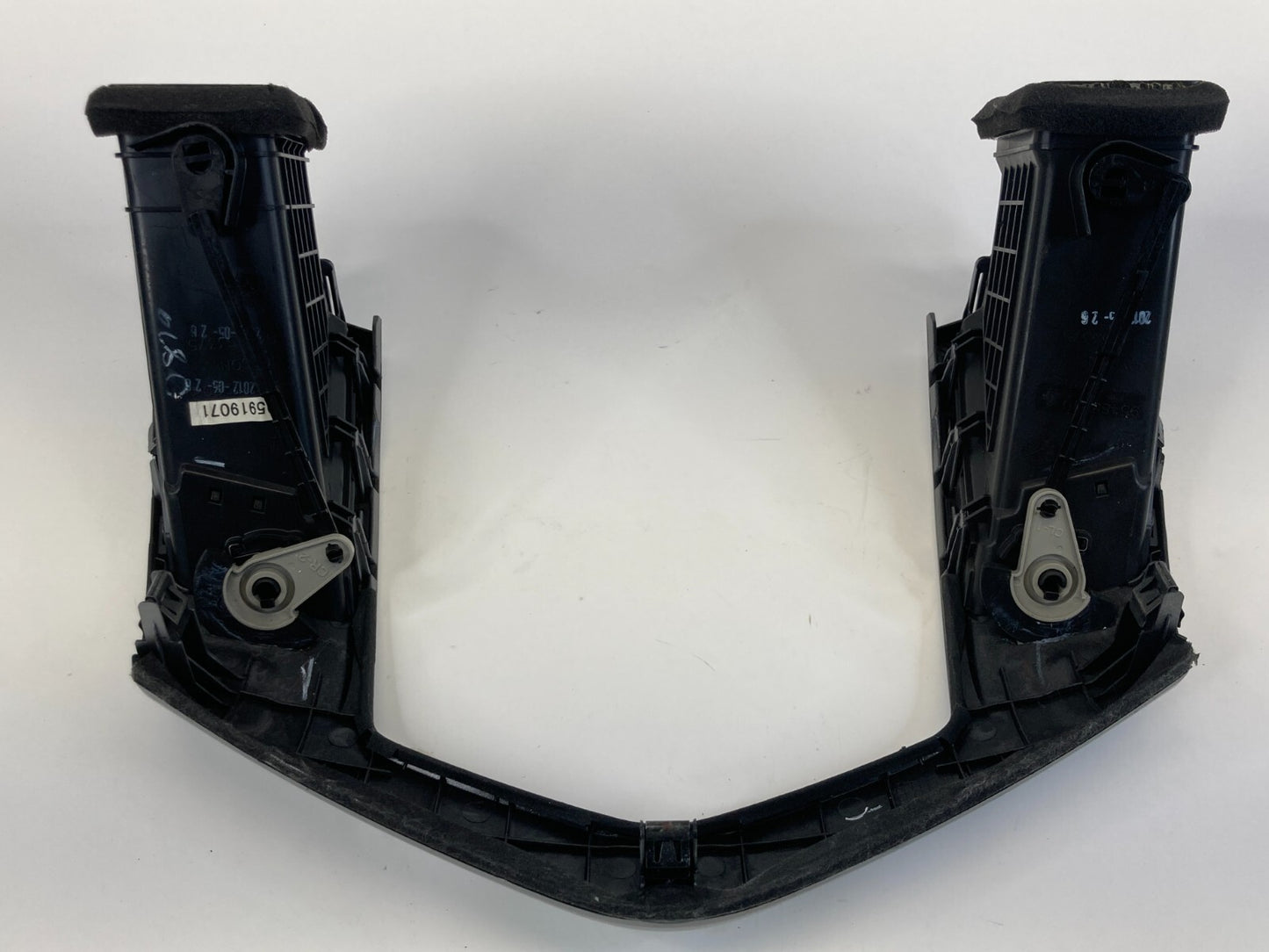 2013-2016 Chevrolet Cruze Center Dash Radio Surround Trim Bezel w/ Air Vent OEM