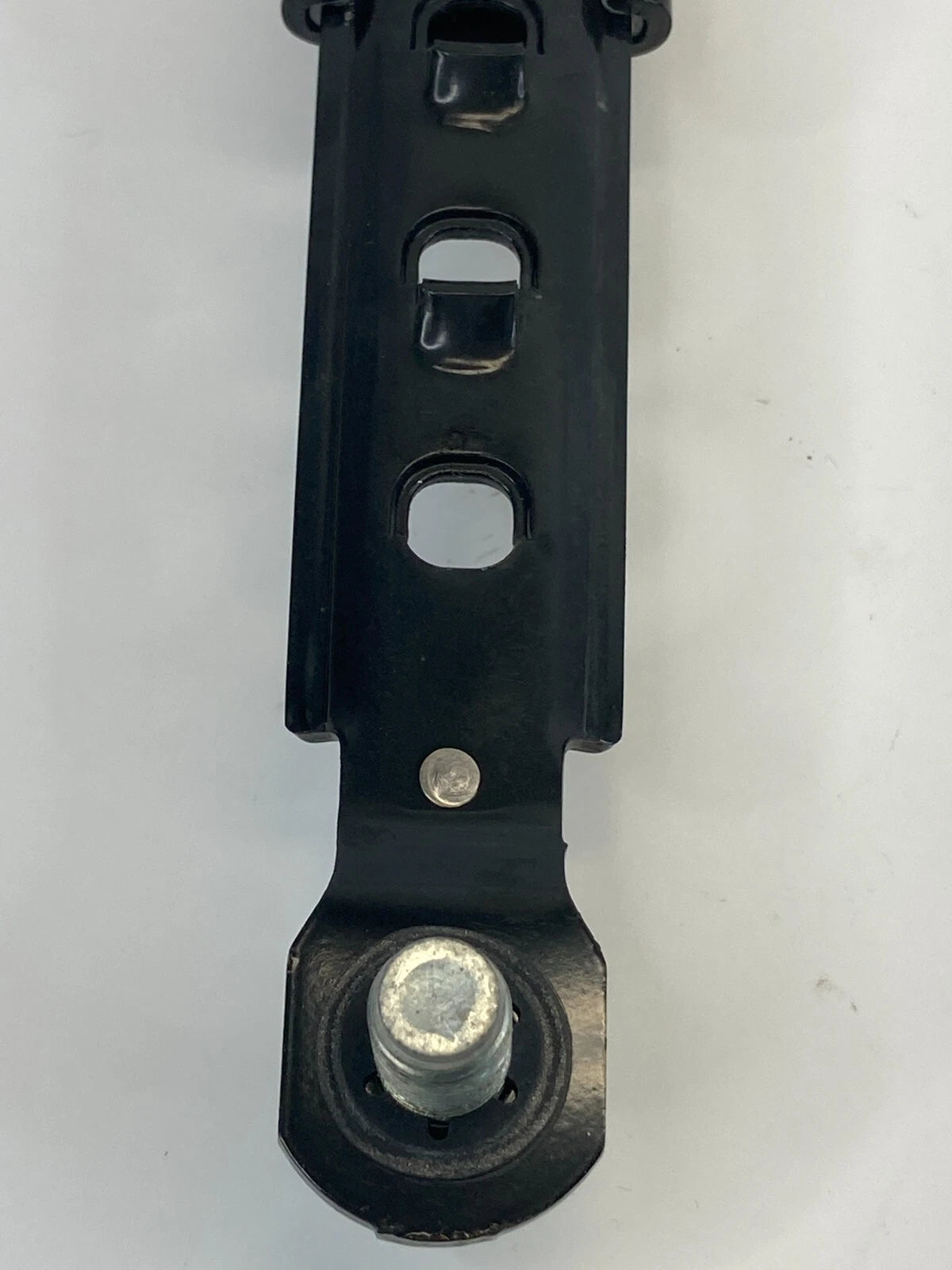 2011-2016 KIA OPTIMA FRONT LEFT SIDE SEAT BELT HEIGHT ADJUSTER ASSY 2029264 OEM