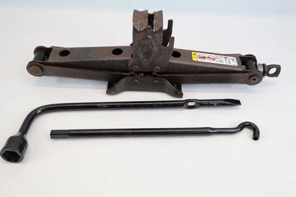 2011-2022 JEEP GRAND CHEROKEE EMERGENCY SPARE TIRE JACK TOOL KIT ASSEMBLY OEM