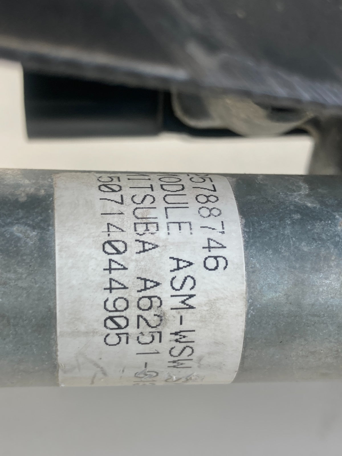 10-17 GMC Terrain Chevy Equinox Front Windshield Wiper Motor w/ Transmission OEM