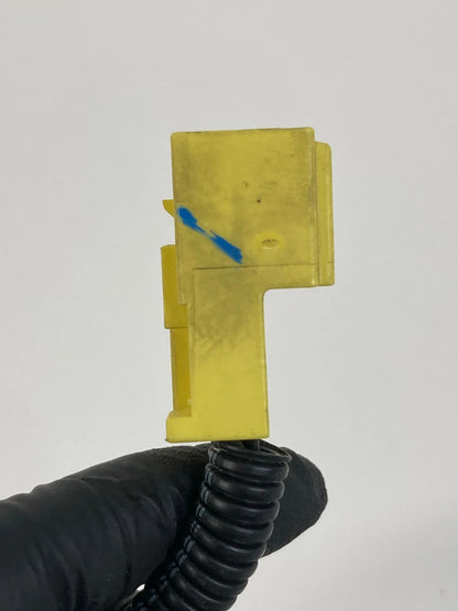 2011-2015 HYUNDAI SONATA DRIVER LEFT FRONT SEAT BELT BUCKLE RECEIVER ASSY OEM