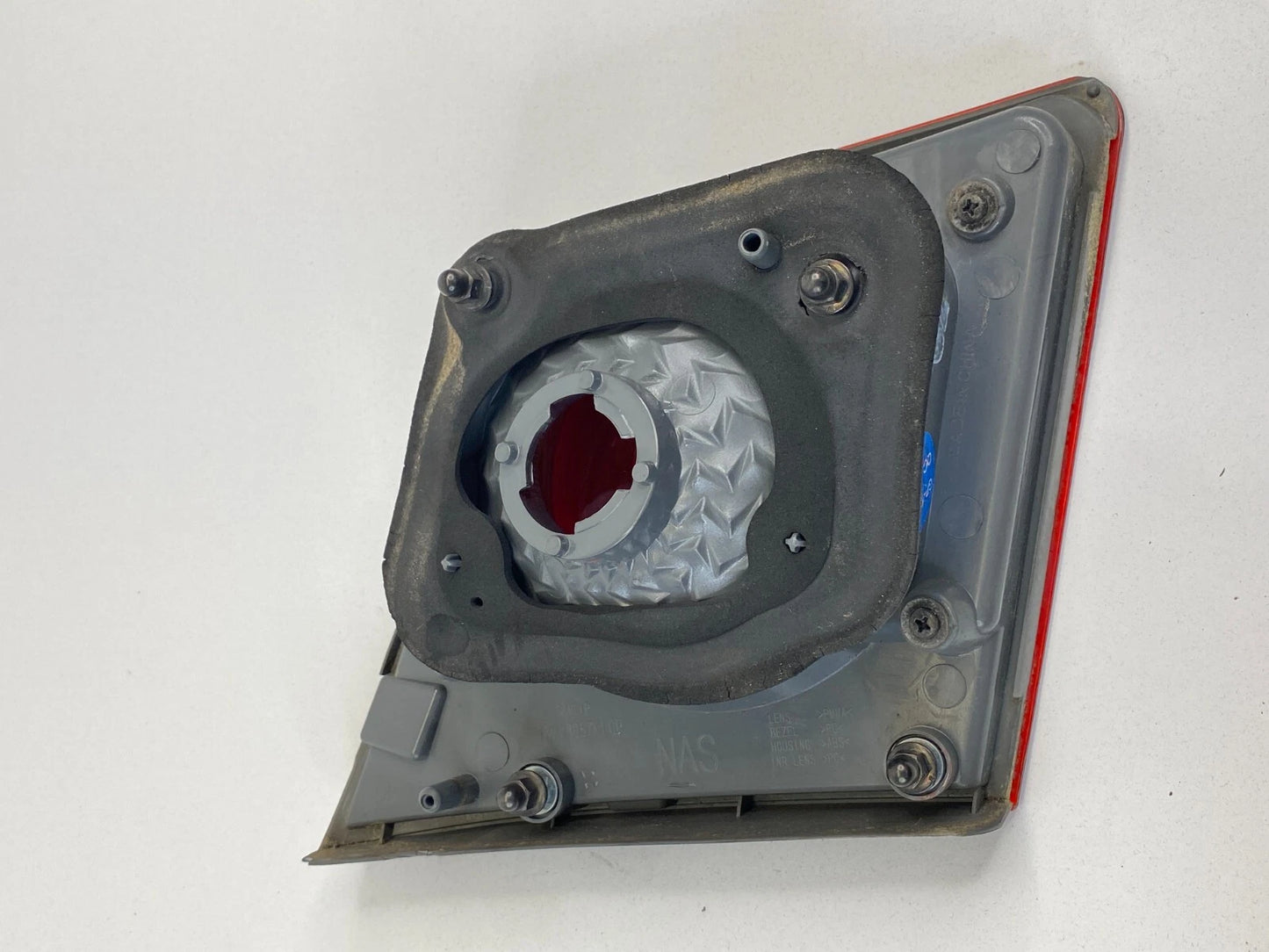 2011-2016 CHEVROLET CRUZE REAR RIGHT PASSENGER SIDE TAIL LIGHT TRUNK TAILLIGHT