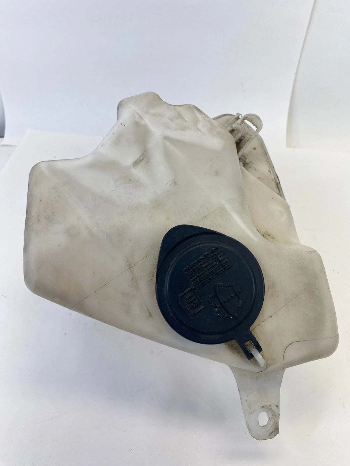 04-09 TOYOTA PRIUS WINDSHIELD WASHER FLUID RESERVOIR BOTTLE TANK 060851-145 OEM