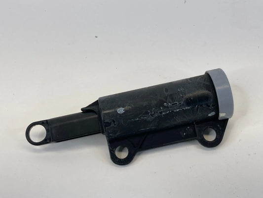 2011-2014 HYUNDAI SONATA DASHBOARD DASH GLOVE BOX INNER AIR DAMPER SUPPORT OEM