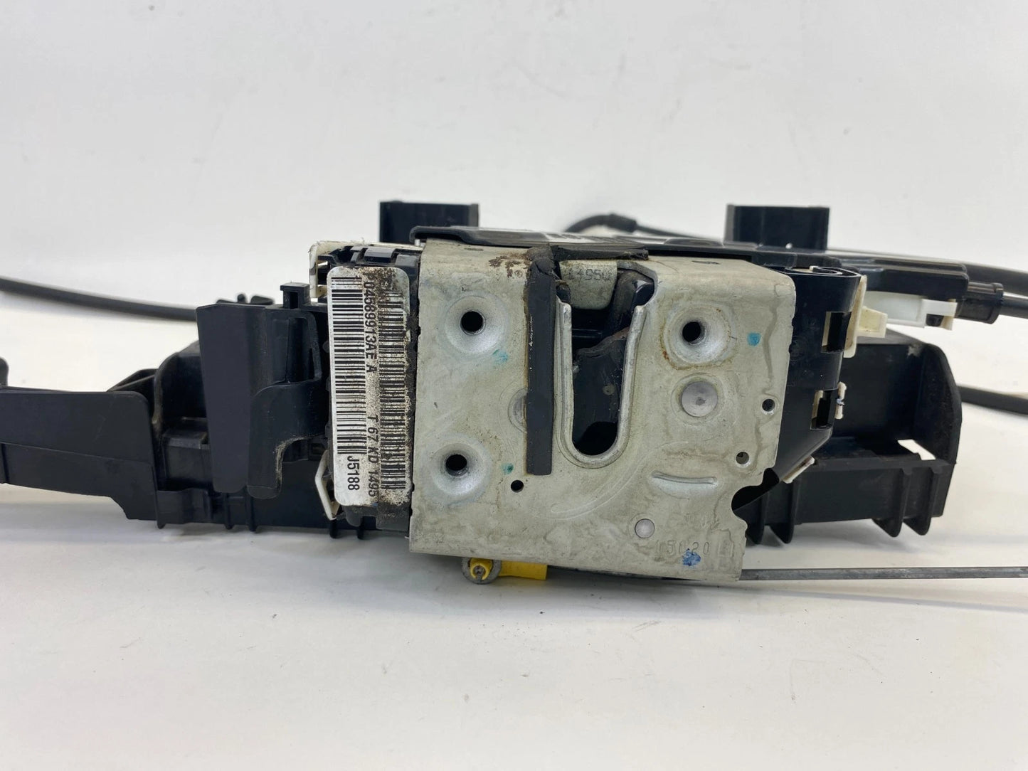 2015-2017 CHRYSLER 200 FRONT LEFT DRIVER DOOR LOCK LATCH ACTUATOR 04589913AE OEM