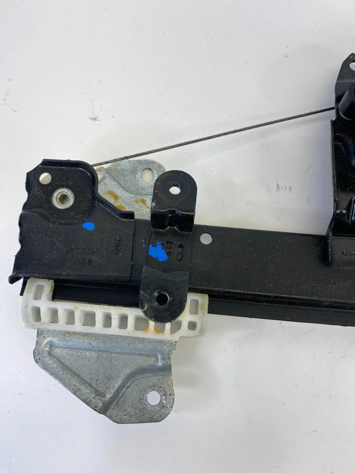 2013-2018 Nissan Altima Front Right Side Power Window Motor Linkage 80700-3TA1A