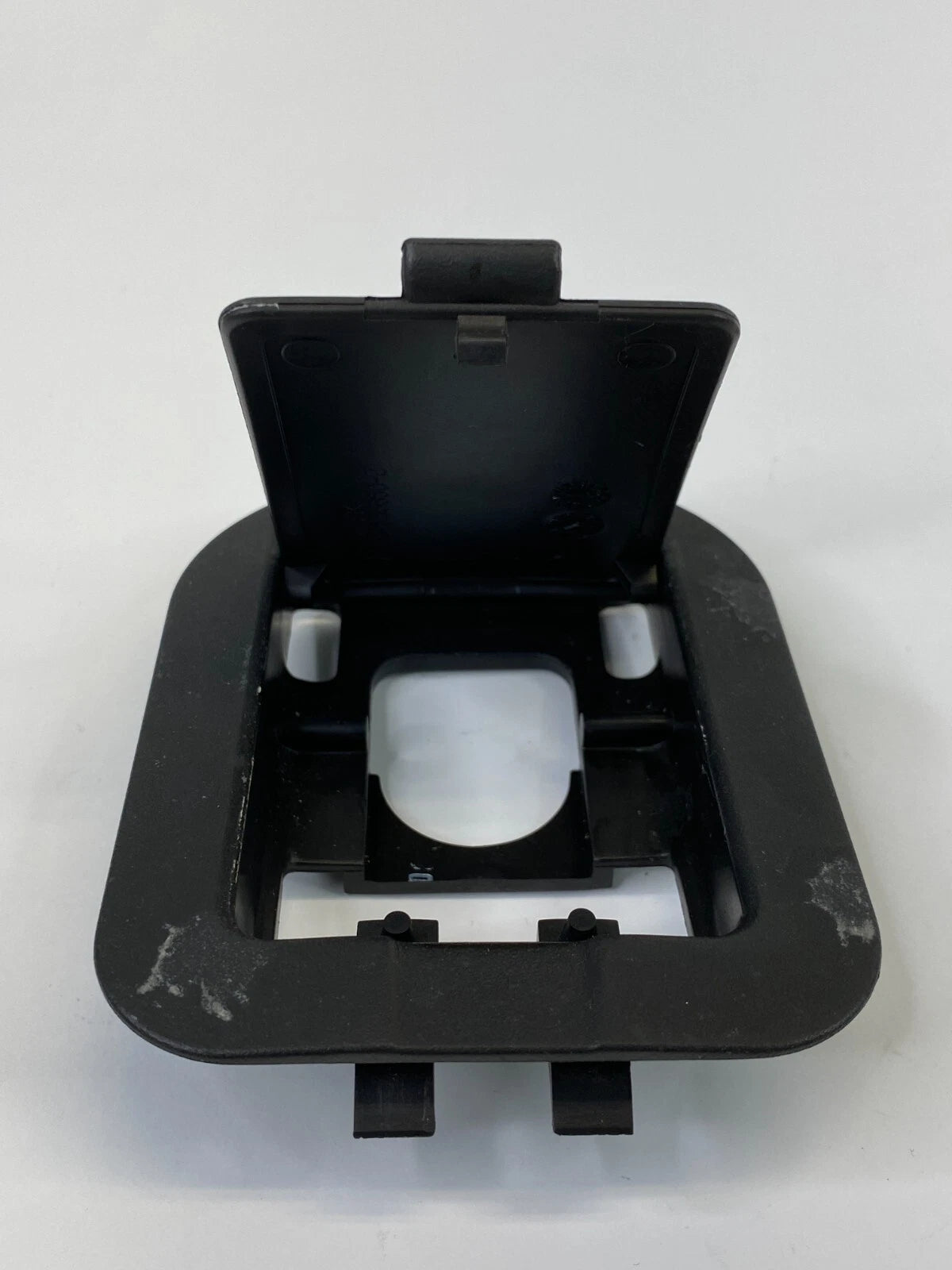 2007-2011 CHEVROLET AVEO REAR CHILD SEAT ANCHOR COVER PLATE TRIM CAP PANEL OEM