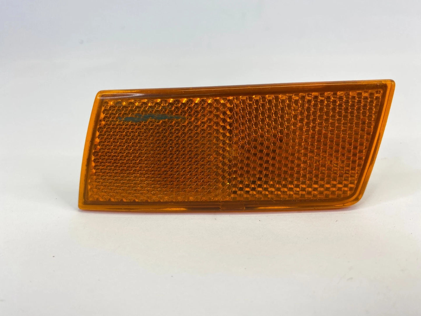 2005-2010 CHRYSLER 300 FRONT LEFT DRIVER BUMPER SIDE MARKER LIGHT LAMP OEM