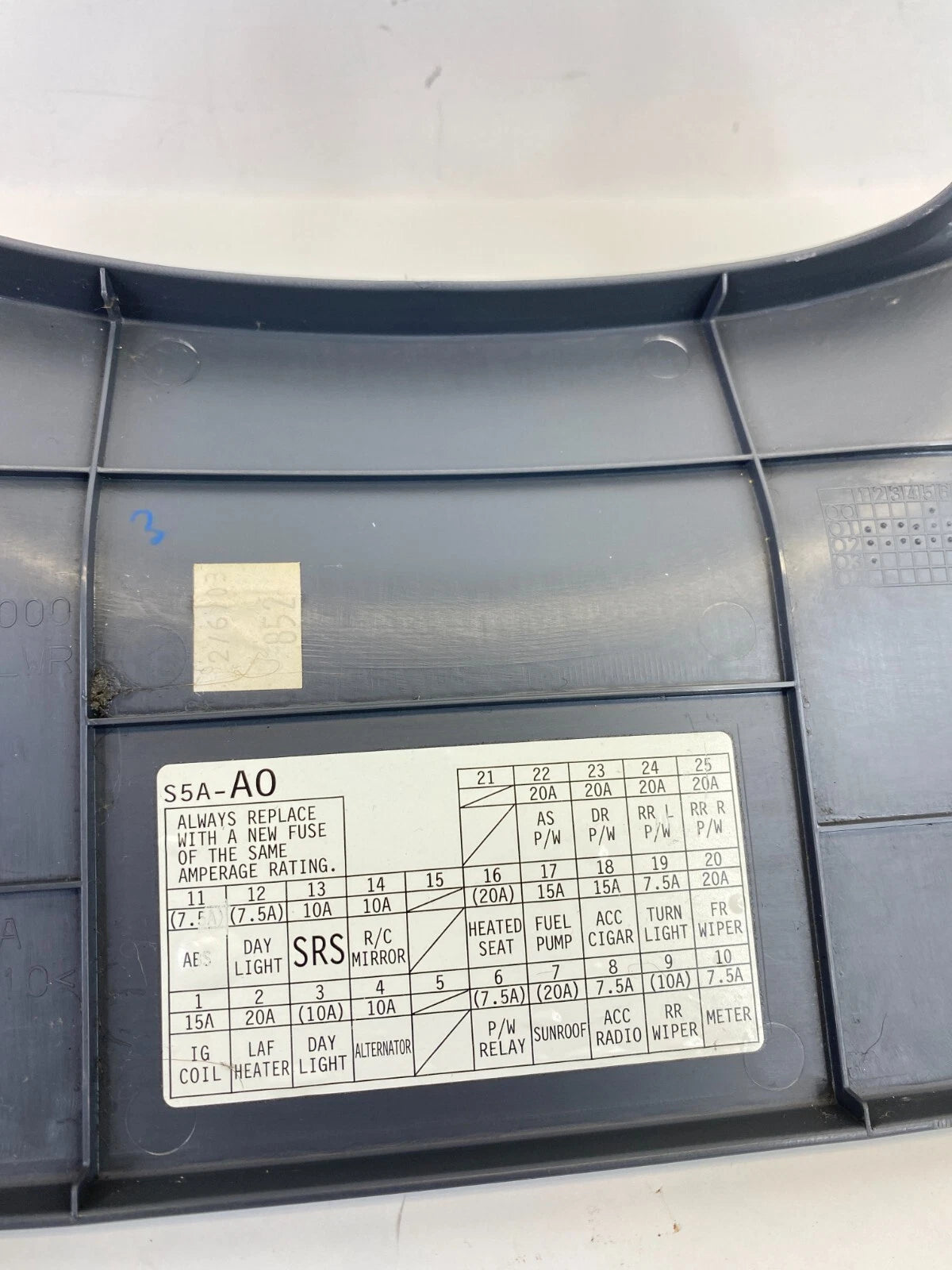 2001-2005 HONDA CIVIC DASH LEFT LOWER FUSE ACCESS PANEL COVER 77301-S5A-A000