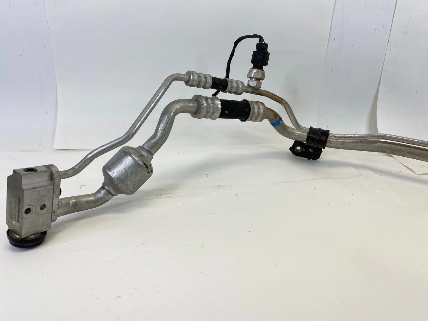 12-17 HYUNDAI ACCENT VELOSTER 1.6L L4 A/C REFRIGERANT SUCTION & LIQUID HOSE LINE