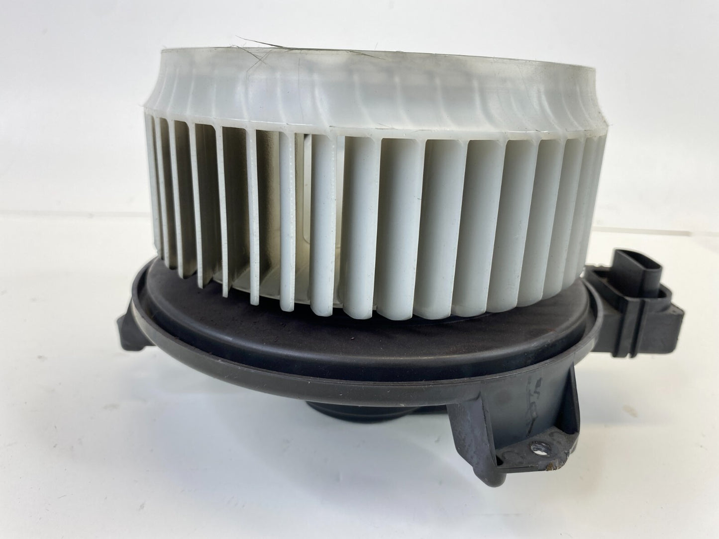 2011-2017 Honda Odyssey Front A/C Heater Blower Cooling Fan Motor AY272700-5590