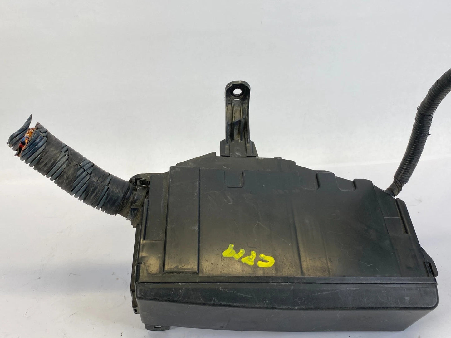 2007-2011 LEXUS GS350 3.5L ENGINE FUSE BOX RELAY JUNCTION BLOCK W/ HARNESS OEM