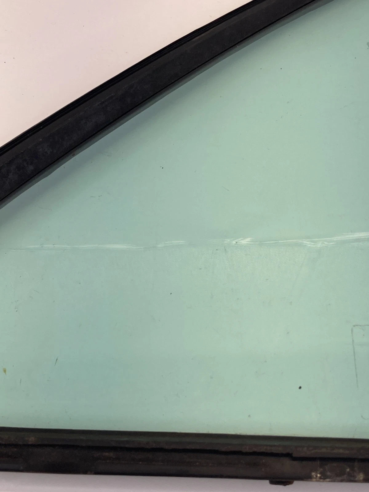 1998-2002 MERCEDES-BENZ E430 REAR RIGHT DOOR QUARTER FIXED WINDOW GLASS OEM