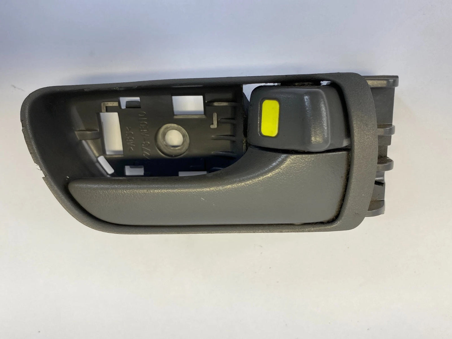 2004-2010 TOYOTA SIENNA CE & LE FRONT RH PASSENGER INTERIOR DOOR HANDLE GRAY OEM