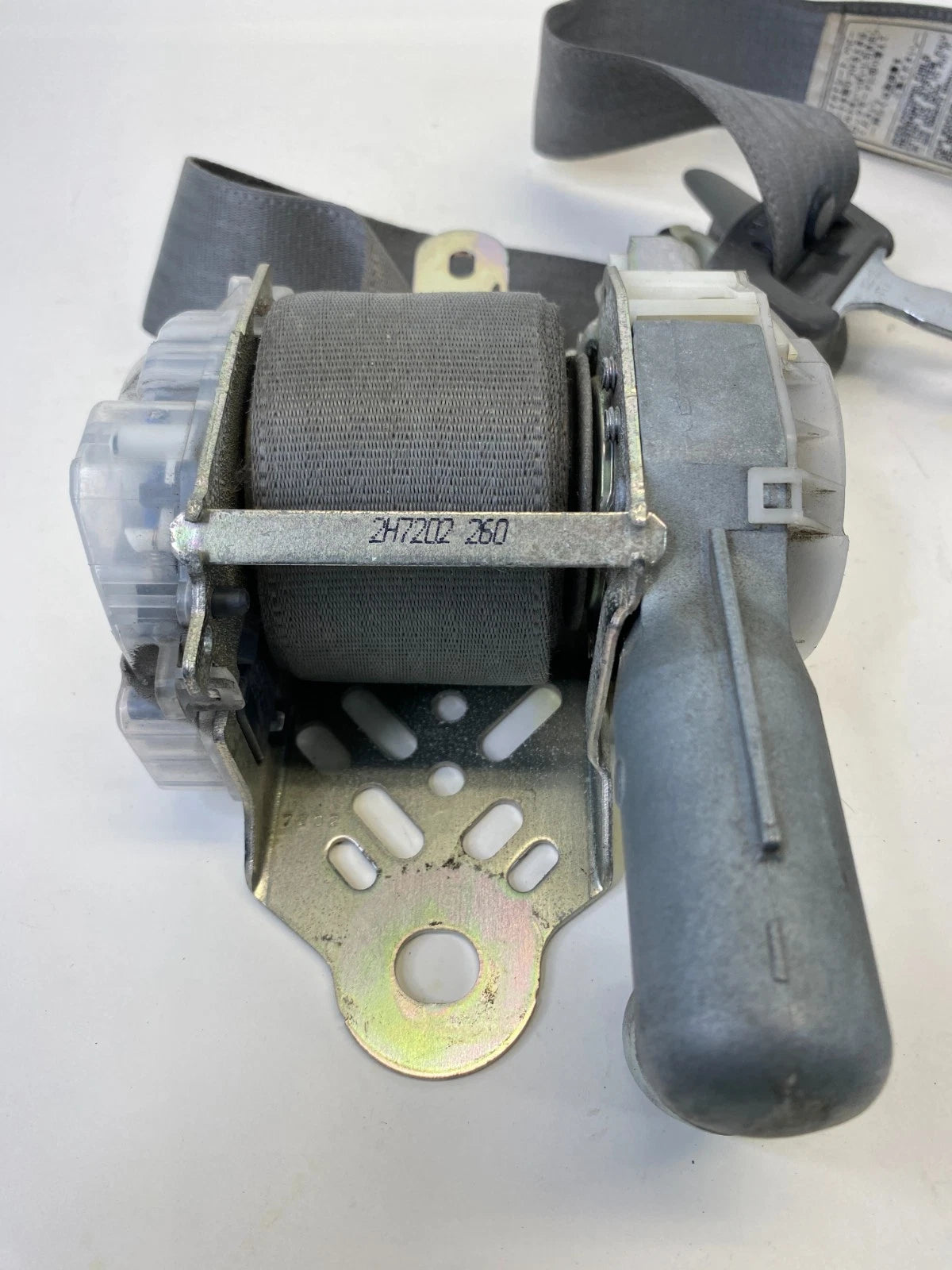 04 05 06 07 08 09 TOYOTA PRIUS FRONT RIGHT PASSENGER SIDE SEAT BELT RETRACTOR