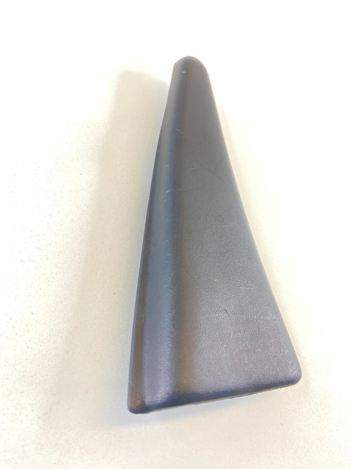 2001-2010 CHRYSLER PT CRUISER REAR LEFT DOOR INNER WINDOW COVER TRIM 0SA67TRMAC