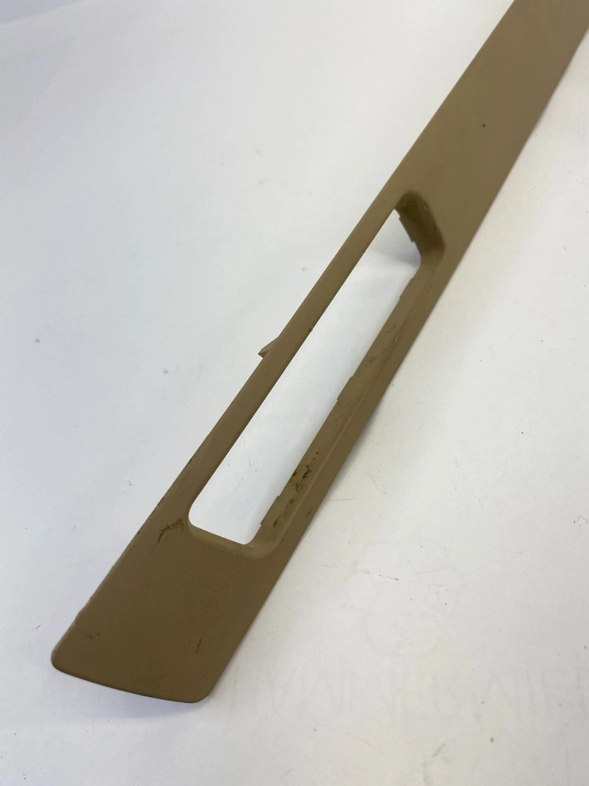 2006 06 BMW 330I DASH CUP DRINK HOLDER DECOR STRIP COVER TRIM 6957248 OEM