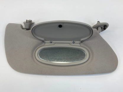 04 05 CHRYSLER PT CRUISER LH RH SIDE SUNVISOR VISOR SHADE PAIR SET W /CLIPS OEM