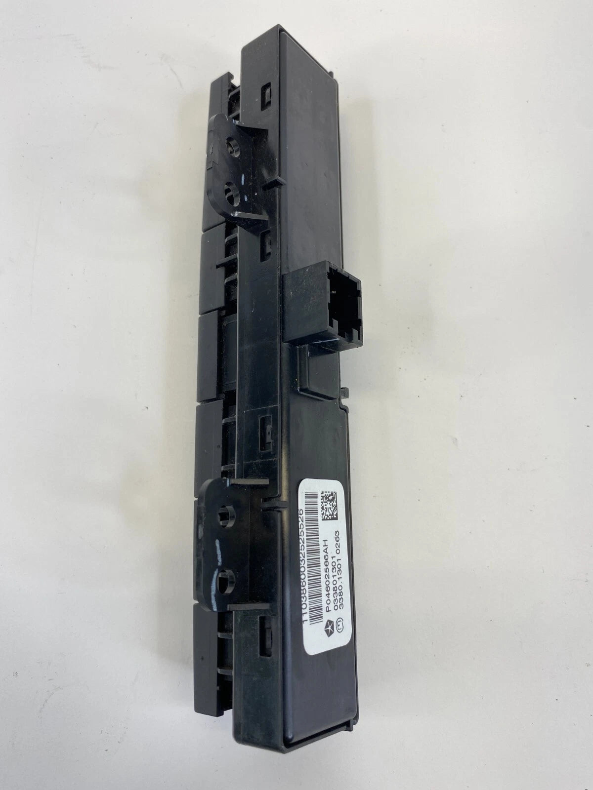 2009 2010 DODGE JOURNEY DASH HAZARD & TRACTION SWITCH PANEL 04602566AH OEM