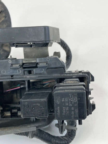 2006-2010 INFINITI M35 3.5L V6 A/T ENGINE COMPARTMENT FUSE RELAY BOX OEM