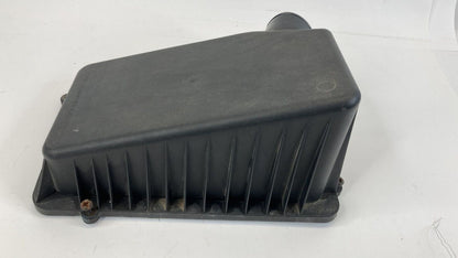 1999 2000 Cadillac Escalade Air Cleaner Filter Housing Box Lower Cover 25326056